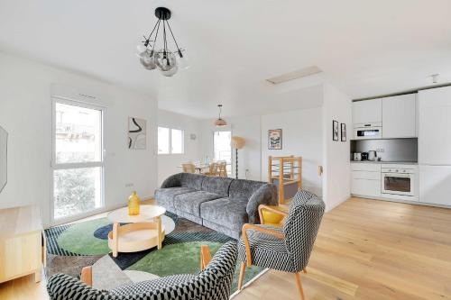 Le Bois Porte de Nogent Apartment | Chic Duplex with Rooftop -3BD-6P- Nogent-sur-Marne
