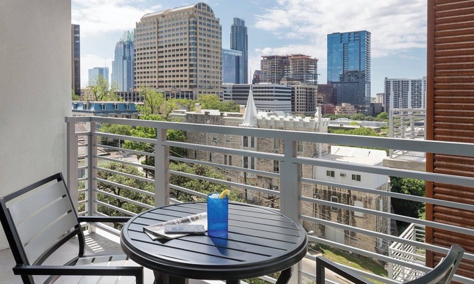 Civic District Apartment | Chic hotel suite/1 BR Apartment in brilliant Austin with fitness room, WiFi, AC