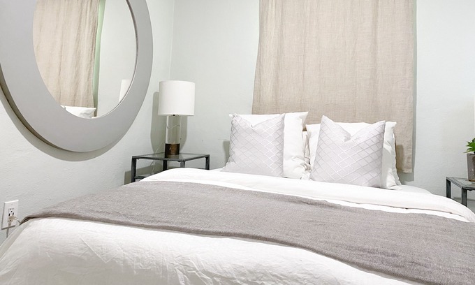 Tampa House | Chic Loft with 2 Bed & 1 Bathroom