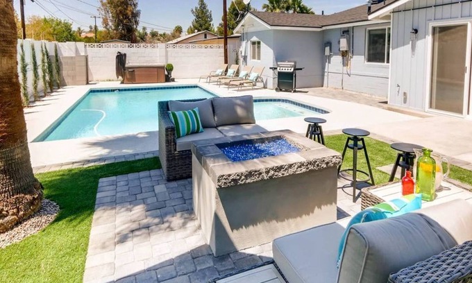 Cavalier Vista House | CHIC OUTDOOR LIVING: SPA + FIRE PIT + MORE