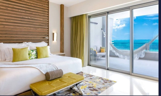 Puerto Juarez Resort | Chic resort with 1 bedroom and WiFi, AC in beautiful Cancun
