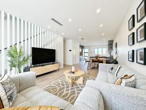 Greenlane House | Chic Retreat 3Beds Luxury Townhouse - ASB showgrounds & Cornwall Park