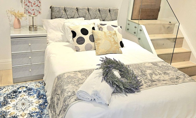 Little Venice Apartment | Chic Studio in Central London