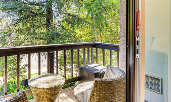 Warner Center House | Chic Unit w/Balconies & Pool in Woodland Hills!