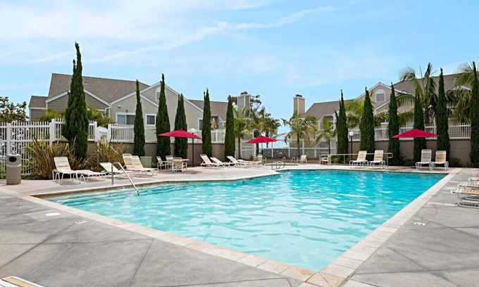 Dana Point Apartment | Chic Upstairs Condo Steps from Strands Beach