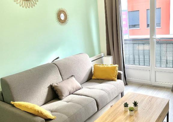 Villepinte Apartment | ChicCosy Studio 2mn RER proximité Paris Aéroport Cdg
