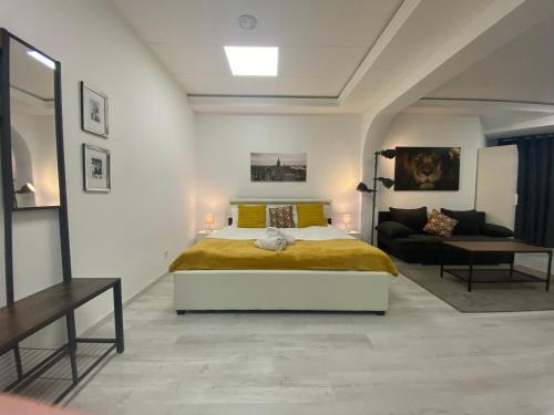 Troisdorf House | Chice, urbane Oase mit Arbeitsplatz