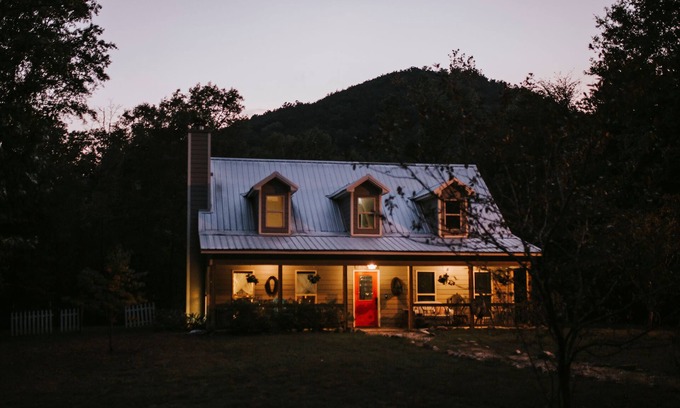 Spring Garden House | Chief of Ladiga Creekside Cottage