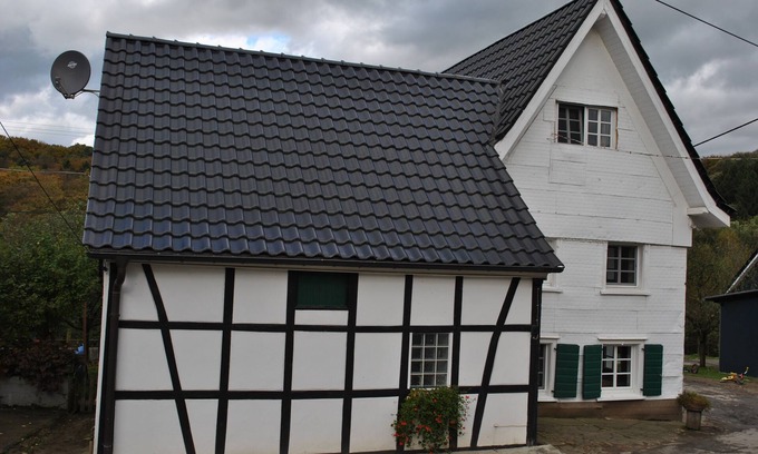 Burscheid House | child-friendly holiday home in the countryside