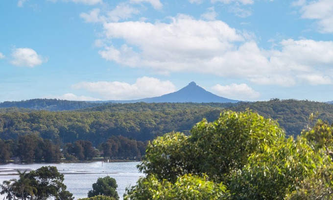 Burrill Lake House | Chilltown Burrill Lake - Coastal cottage with lake and mountain views!