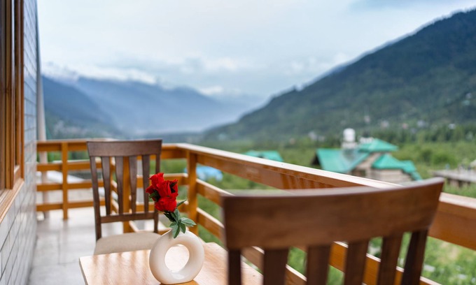 Manali Hotel | Chirag Haveli Retreat