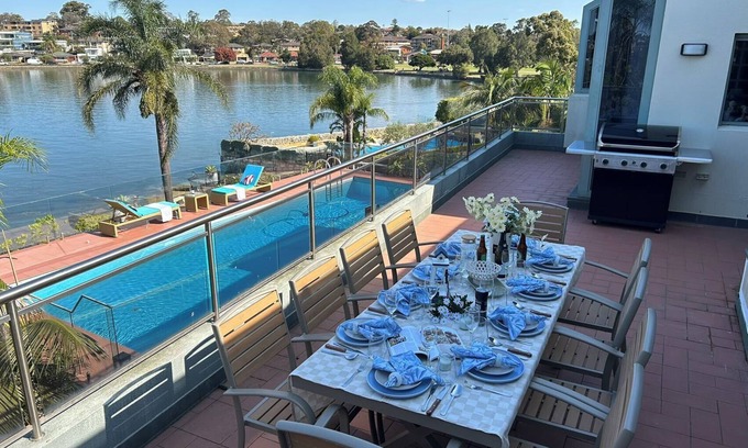 Drummoyne House | Chiswick Waterfront Retreat
