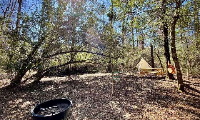 Cantonment RV Rental | Christian Retreat Campsite #3 - Stillwaters