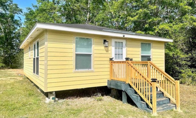 Cantonment Apartment | * ✝️ Christian Retreat * on 15 acres near Pensacola beach & hiking trails!