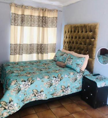 Kempton Park House | Christland Guest House