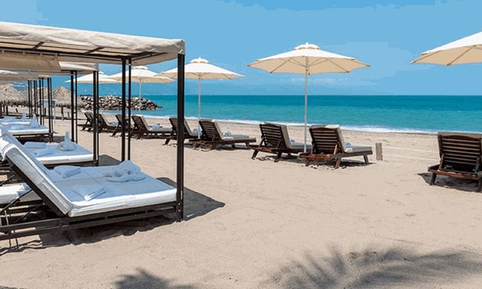 Las Glorias Villa | Christmas week , Oceanfront Villa, 2 Bedrooms, 2 Bath