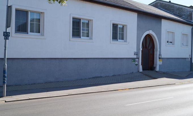 Illmitz House | Christoph Kroiss - Weingut & Gästezimmer
