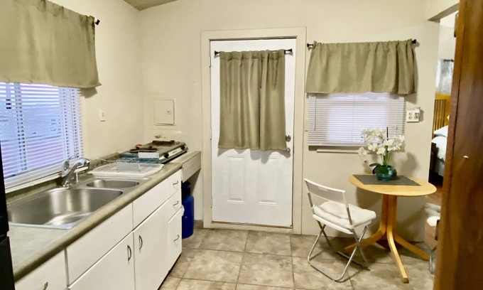 Ampliacion Mazatlan Villa | Christy's Villa #2- Cozy Studio , Perfect for Couple!!
