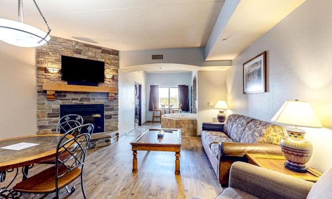 Wisconsin Dells Apartment | Chula Vista Condo, Unit 2344