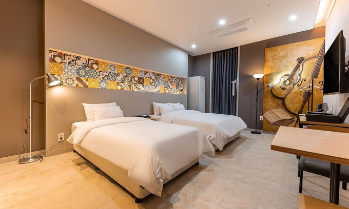 Chungju Hotel | Chungju Hotel Road