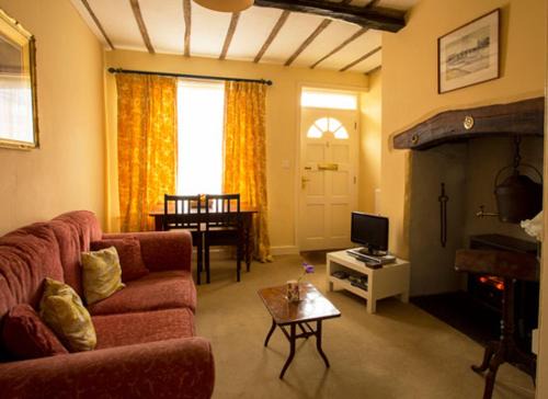 Llanidloes House | Church Lane Cottage