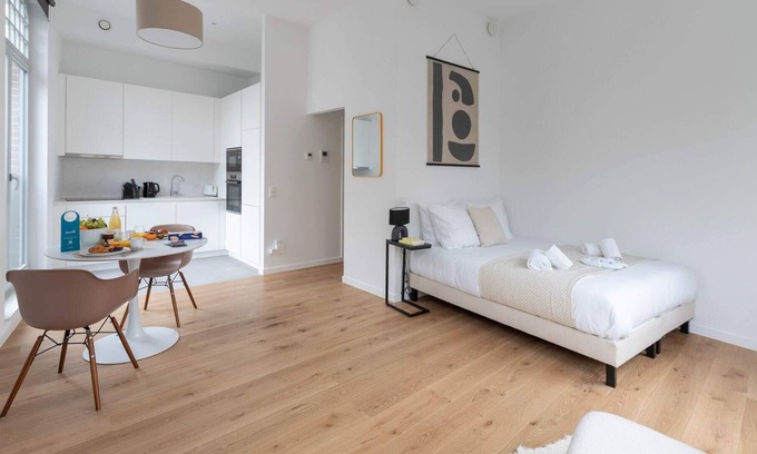 Ukkel Apartment | Churchill I - Studio Apartment, Sleeps 2