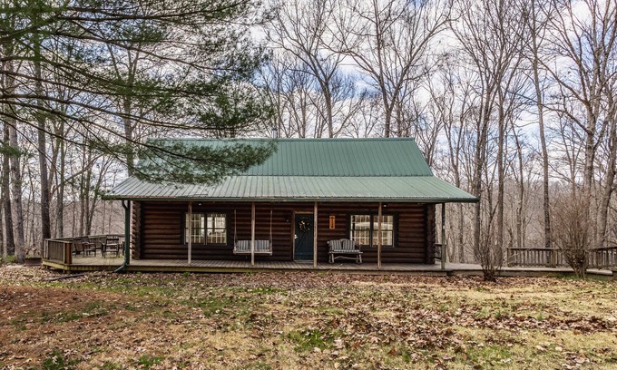 Gnaw Bone Cabin | CIDER CABIN - Brown County's Finest Log Cabin