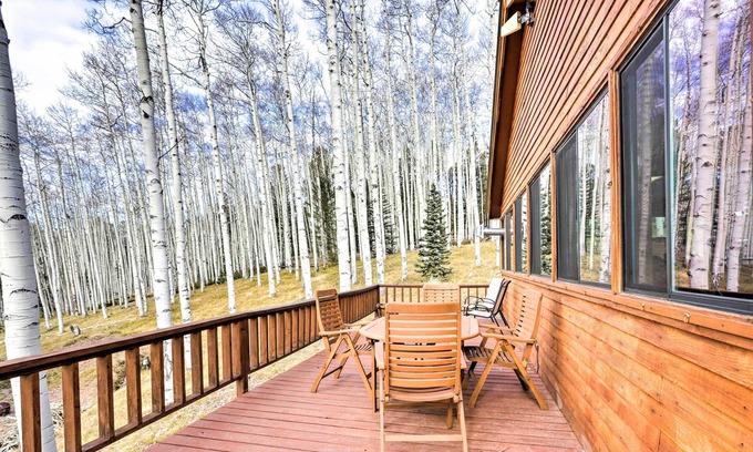 Cimarron Cabin | Cimarron Cabin: Wraparound Deck & Mountain Views!