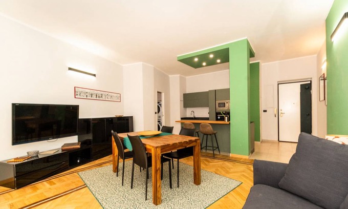 Cit Turin Apartment | CIT TURIN Elegant Apt with panoramic balcony! x4