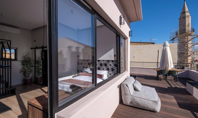 Old Town Apartment | Citrus Daliani Rooms