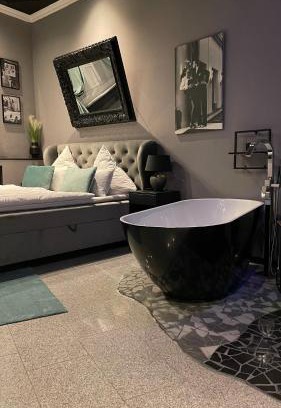 Mitte Apartment | City Apartments Trier-Karl-Marx Suite 1