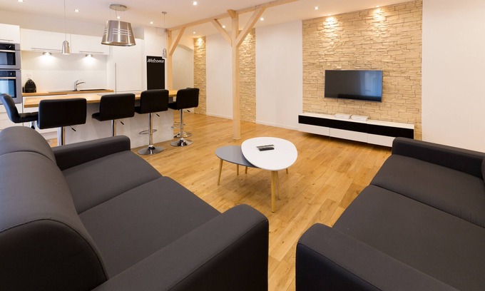 Poincare Apartment | City center apartment, quiet and spacious