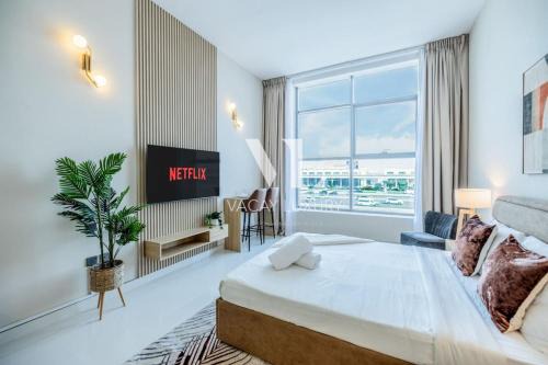 Jumeira 3 Apartment | City Center Gem with a View