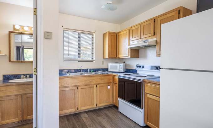Hamilton Hotel | City Center Motel