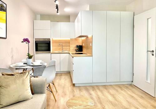 Stara Zagora Apartment | City Centre Bright & Cozy Apartment for 4 persons