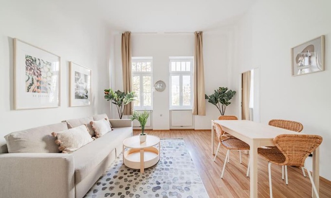 Wahring Apartment | City Chic #18