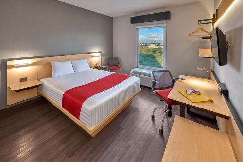 San Luis Potosi Hotel | City Express by Marriott San Luis Potosi Zona Industrial
