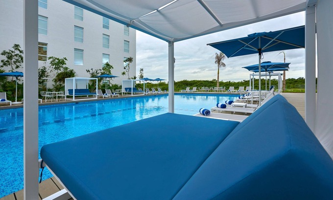 Benito Juarez Hotel | City Express Suites by Marriott Cancún Aeropuerto Riviera