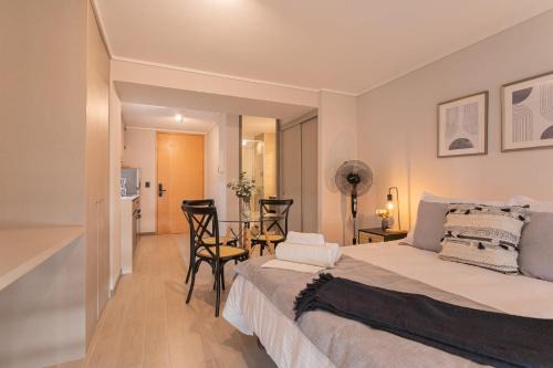 Nunoa Apartment | City Haven Studio Apartment for Two in Nunoa