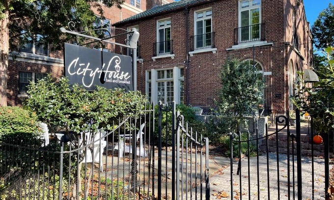 Harrisburg - Hershey Bed & Breakfast | City House Bed and Breakfast
