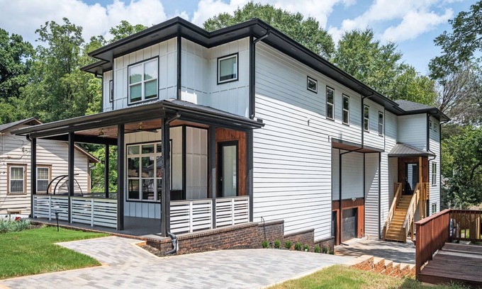 Peoplestown House | City In The Forest - 5BD/5BA - 3 Blocks from Southside Beltline near Summerhill