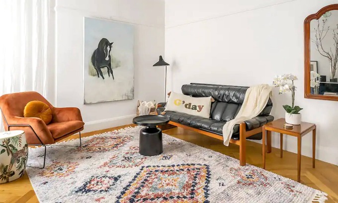 Woolloomooloo Apartment | City Lights in Potts Point