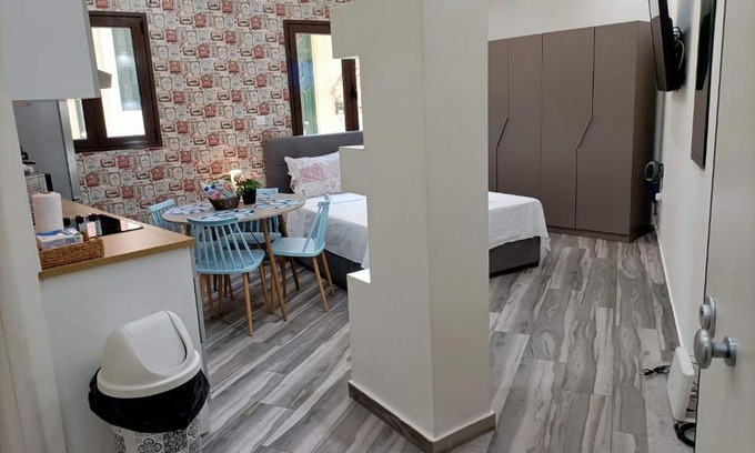 Kypseli Apartment | City Oasis