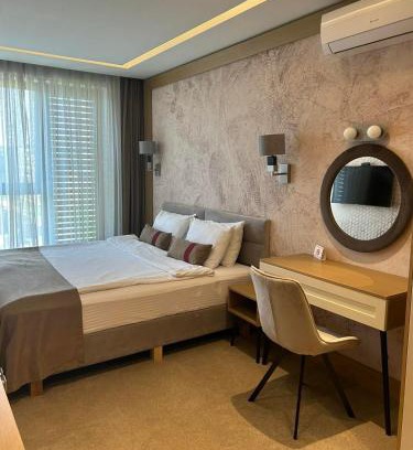 Plovdiv Apartment | City Park Inn - Art Gallery