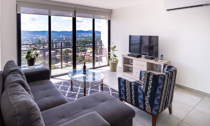 San Salvador Apartment | City View Escalon, n3 bedroom Apartment with an amazing view to San Salvador