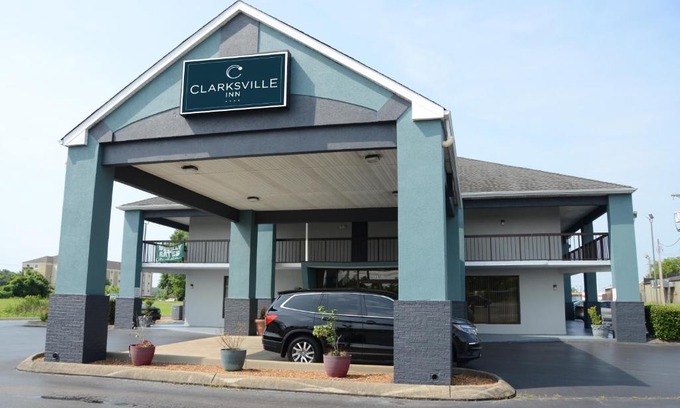 Clarksville Hotel | Clarksville Inn