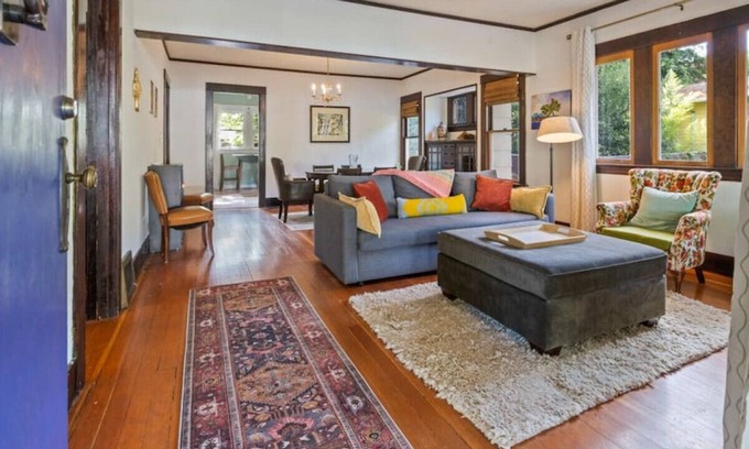 St. Johns House | Classic 1913 St Johns Bungalow
