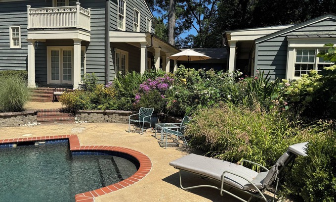 Messick Buntyn House | Classic Central Memphis Home with Pool