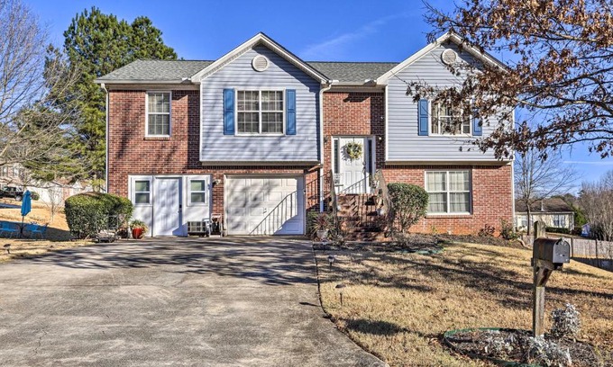 Lithonia House | Classic Lithonia Home - Near Golf and Stone Mtn