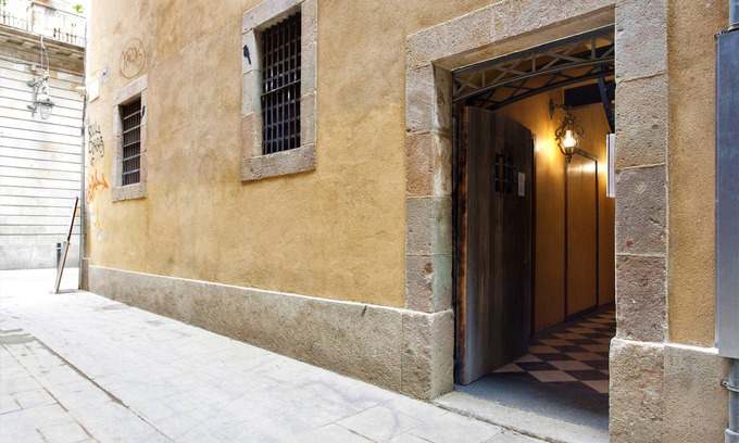 La Ribera Apartment | Classic Palau Apartments